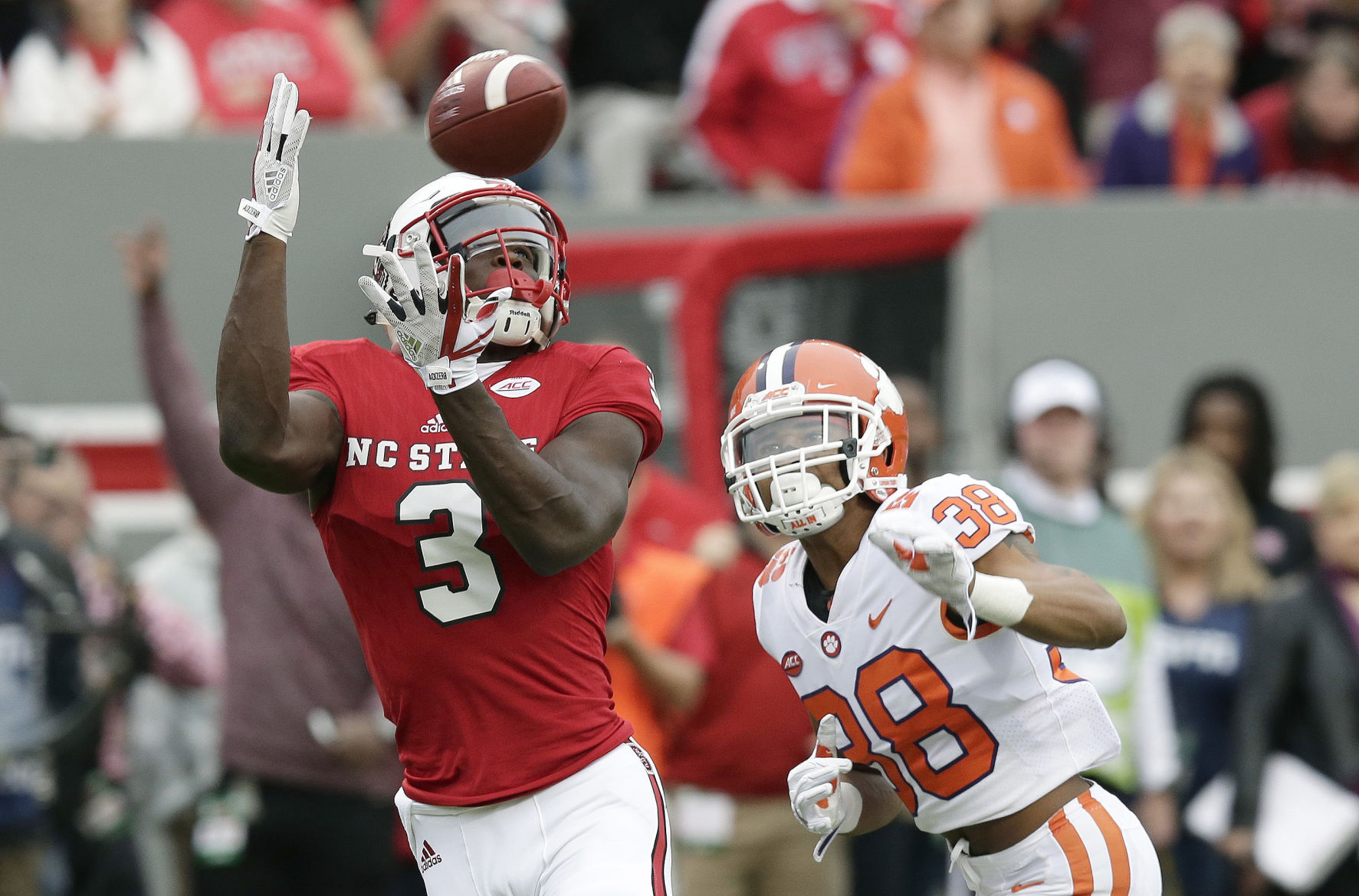 Kelvin Harmon, Amir Trapp